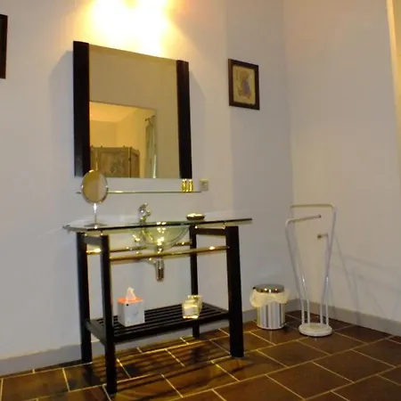 Chateau Du Bourg Bed and Breakfast